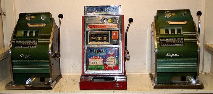 Как и когда появились игровые автоматы